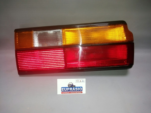 LANTERNA TRASEIRA VOYAGE 91ED DIREITA ORIGINAL CIBIE