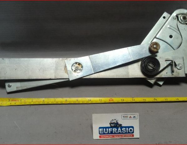 MAQUINA LEVANTAR VIDRO CORCEL BELINA II 78/81 DIREITA
