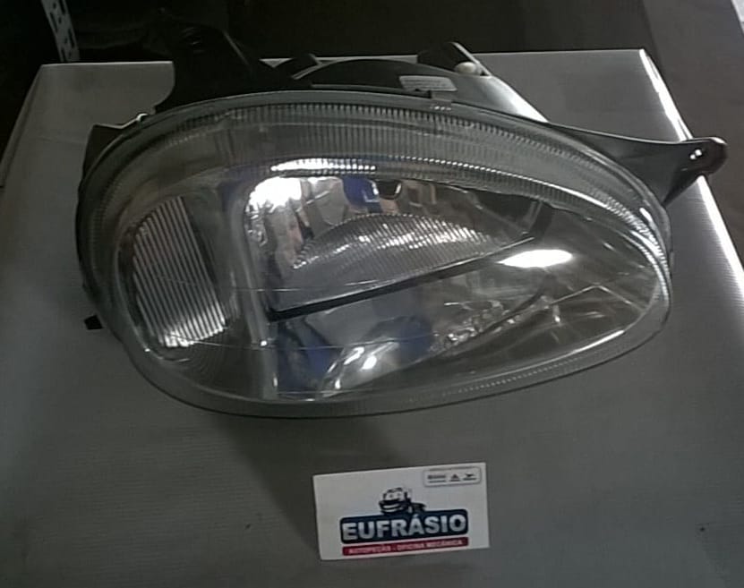 FAROL GM CORSA SEDAN 5P 01ED DIREITO LENTE LISA ARTEB