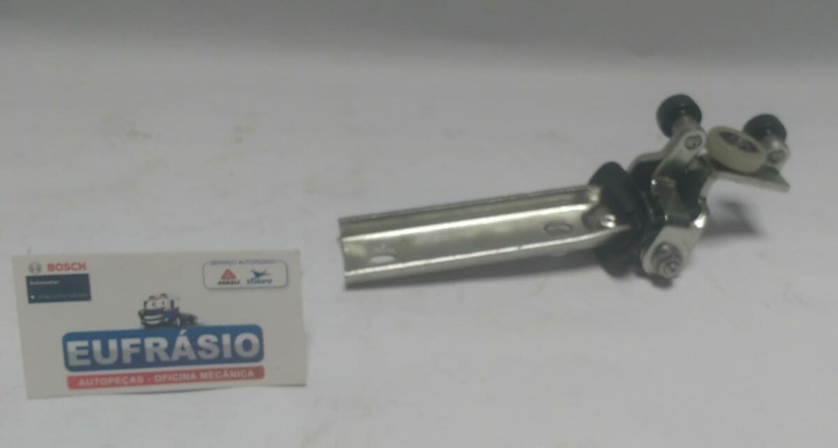 FECHADURA CORREDICA IVECO DAILY 45S14 INFERIOR ORIGINAL